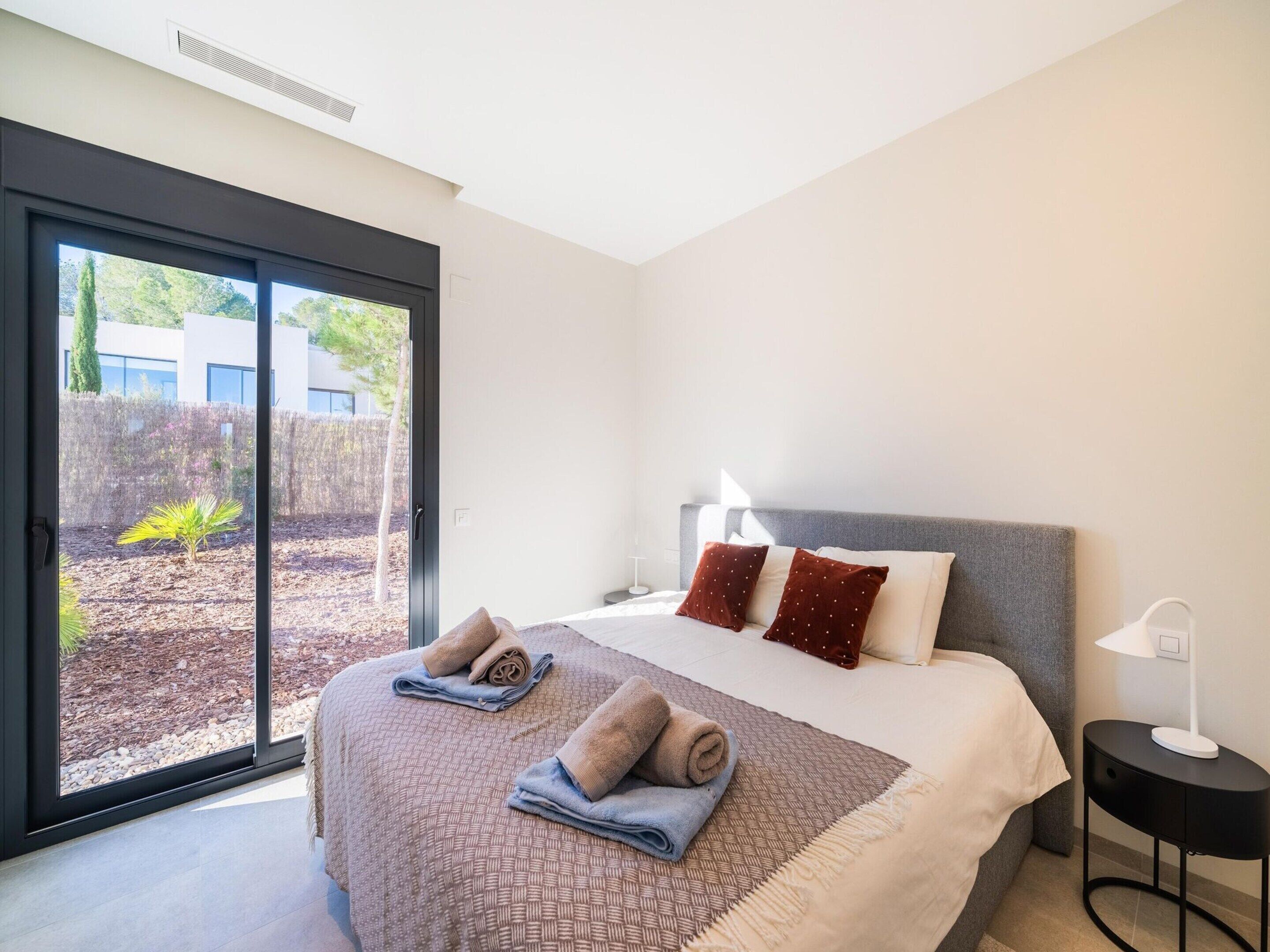 Villa | 4 habitaciones, muebles diferentes y ropa de cama 