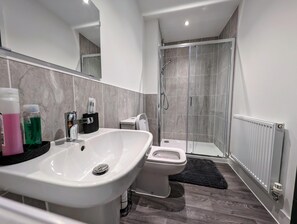 Combinazione doccia/vasca, vasca da bagno a immersione totale