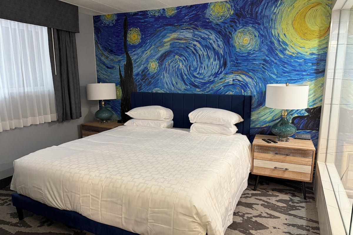 Classic Room, 1 King Bed