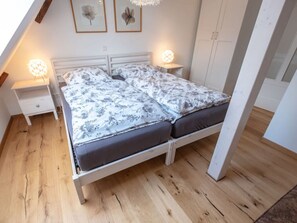 2 bedrooms, individually furnished - Holiday Apartment in the Blue Barn (Binzen)