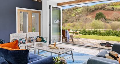 The Shippon - Free Parking, Free WiFi, EV Charger, Coffee Machine, Large Garden