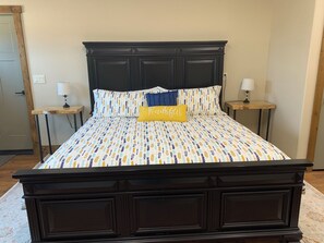 1 chambre, bureau, Wi-Fi, draps fournis