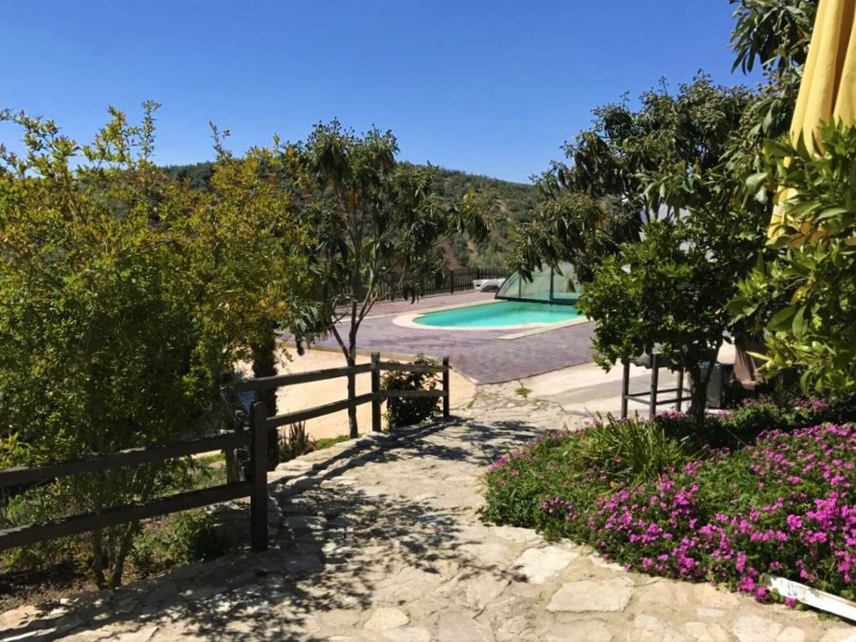 Casa de campo | Piscina | Una piscina al aire libre