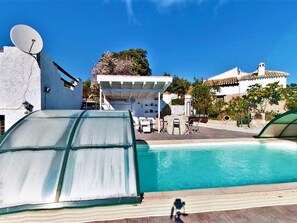 Cottage | Pool | Outdoor pool - Belvilla by OYO Casa El Serval (Montefrio)