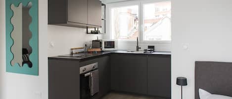 مستلزمات طهي/أطباق/أوعية