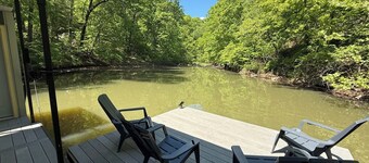 Lakefront Cabin House near Camdenton at Lake of the Ozarks