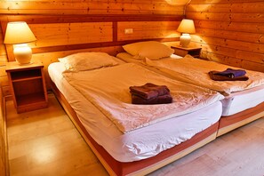 Huis, 2 slaapkamers, terras, uitzicht op tuin | 2 slaapkamers