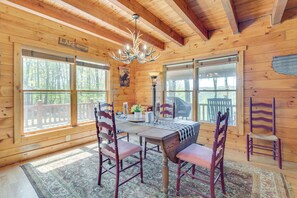 Dining - Rustic Topton Cabin w/ Game Room & Private Hot Tub (Topton)