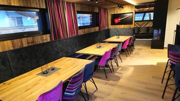 Rumah | Tempat makan