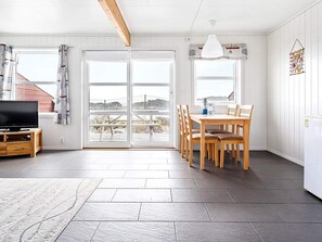 House | Dining - 6 Person Holiday Home in Hellesoy-by Traum (Oygarden)