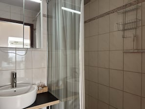 Apartment | Bathroom | Towels - Kurzurlaub in Bockswiese, Hahnenklee (Goslar)