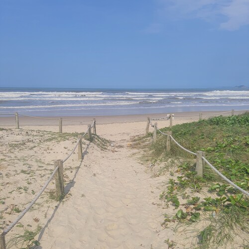 Casa de Praia, Piscina, Churrasqueira, 2 Quartos, Garagem, Meu Lugar de Descanso