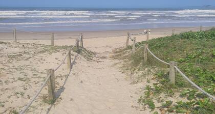 Casa de Praia, Piscina, Churrasqueira, 2 Quartos, Garagem, Meu Lugar de Descanso