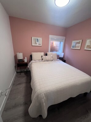 1 室のベッドルーム、アイロン / アイロン台、WiFi、ベッドシーツ