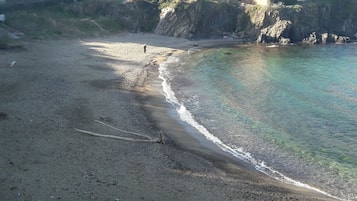 Plage à proximité, chaises longues