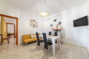 2 bedrooms - Villetta Paduli - Immersa nel Verde con Vista Mare e Giardino Privato (Gagliano del Capo)