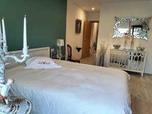 2 bedrooms, iron/ironing board, bed sheets - Apartament Miramar.125 M2,4 Pers. Garage Prive .1,5km Plage (Miramar)