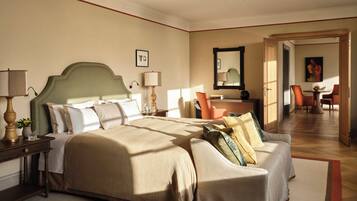 Suite, 1 Bedroom (Florentina) | Premium bedding, minibar, in-room safe, blackout drapes