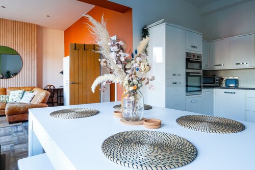 Leah Suite by Koya Homes - Sea View