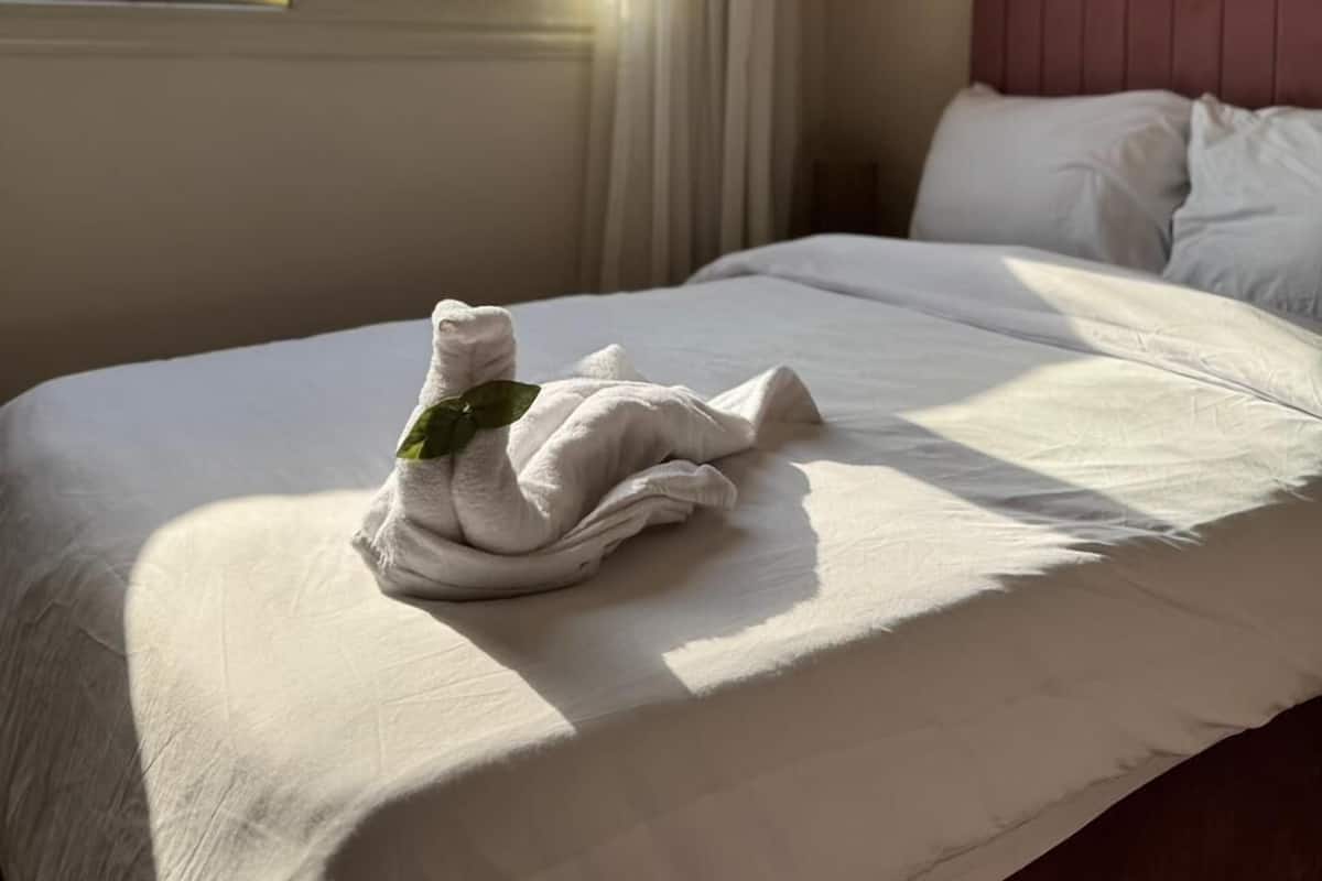 Luxury Triple Room | Minibar, desk, free WiFi