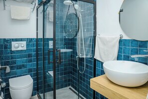 Chambre Deluxe, 2 lits une place | Salle de bain