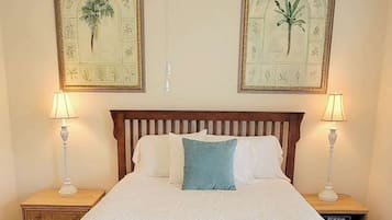 Condo, Multiple Beds, Balcony, Pool View (Beach & Palms condo) | 2 bedrooms, individually decorated, individually furnished