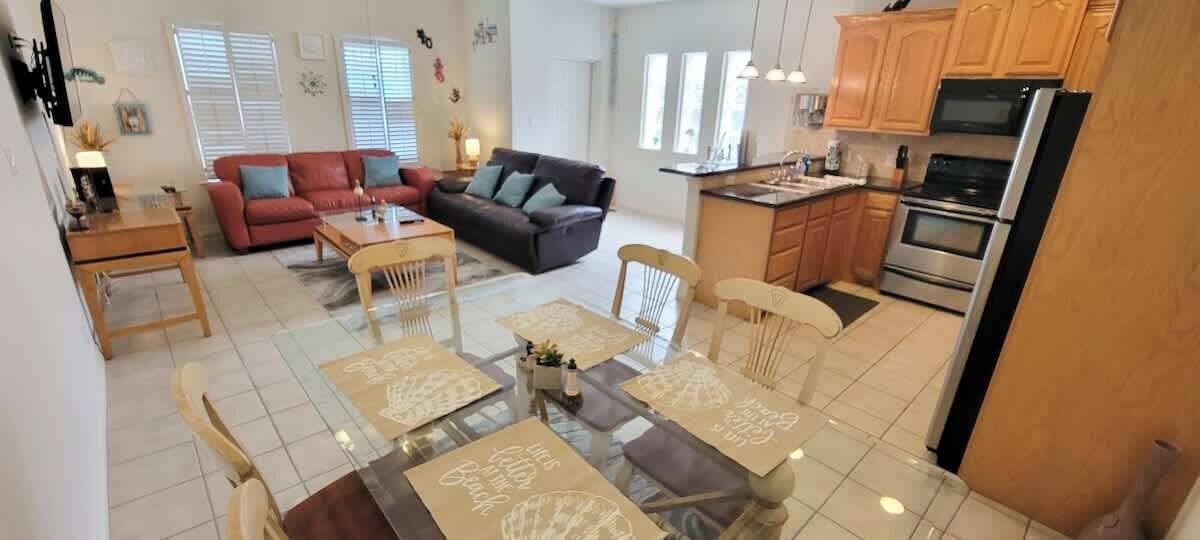 Appart'hôtel, plusieurs lits, balcon, vue piscine (Beach & Palms condo) | Intérieur