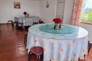 Dining - Erguna Yinuoyi Hotel (Ergun)