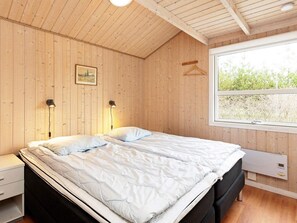 House | 5 bedrooms, individually furnished - 10 Person Holiday Home in Fjerritslev (Fjerritslev)