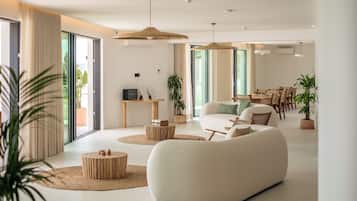 Sala de estar en el lobby
