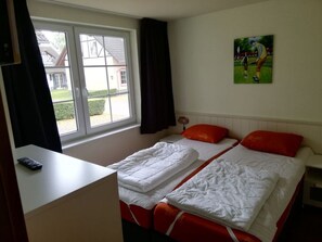 House | 6 bedrooms, individually furnished
