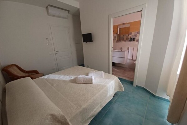 1 室のベッドルーム、WiFi、ベッドシーツ