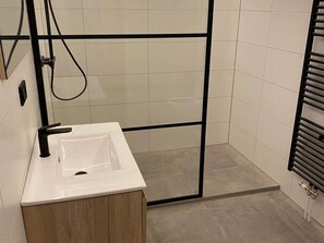Appartement | Badkamer