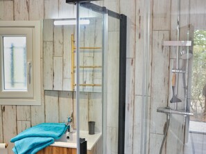 Hair dryer, towels - House of 45 m2 with garden and pool in Barcarès (Le Barcarès)