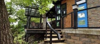 Cozy Cabin on the Lake! Sleeps 2 @ Jacks Shack!