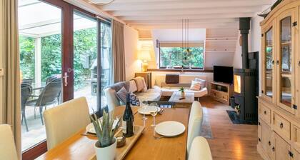 Lanaken Luxe Garden Retreat