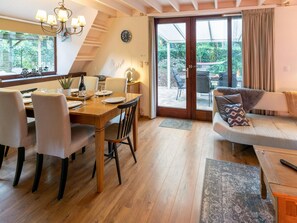 House | Dining - Lanaken Luxe Garden Retreat (Lanaken)