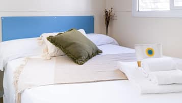 2 bedrooms, free WiFi, bed sheets