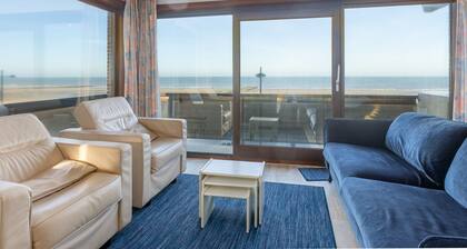 Apartment With Parking and Panoramic sea View