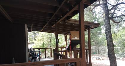 The cozy cabin, a quiet place to relax and have a pleasant time.