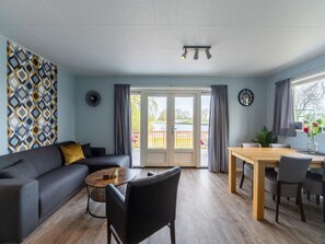 House | Living area - Beautiful Holiday Home in Bantega With Boat (Bantega)