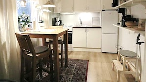 House | Private kitchen - 4 Person Holiday Home in Visby (Visby)