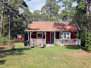 House | Exterior - 4 Person Holiday Home in Visby (Visby)