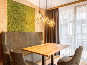 Tempat makan
