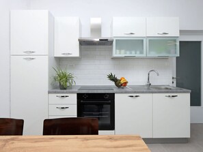 Apartment | Private kitchen - Lovely Apartment in Krk (Krk)