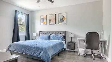 4 bedrooms, desk, iron/ironing board, travel cot