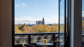 Outdoor dining - Mr Gipps by Property Mums (Abbotsford)