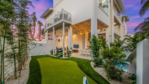 7 habitaciones y acceso a internet 