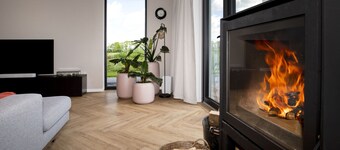 넓은 정원이 있는 아름다운 빌라