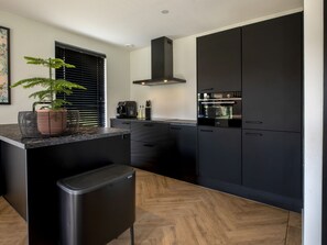 Villa | Eget kjøkken | Høy barnestol